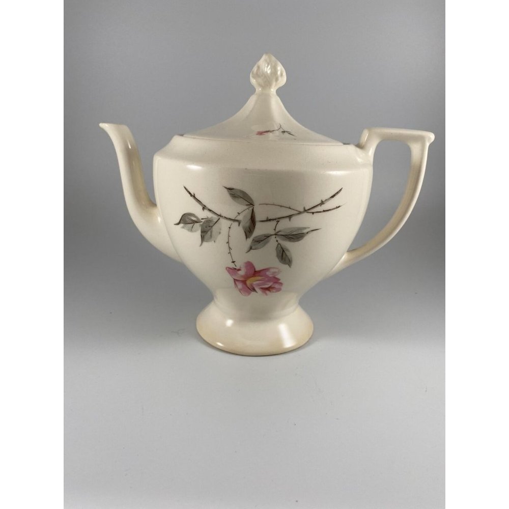 Ballerina by Universal Teapot, Exclusively Decorated by Comde